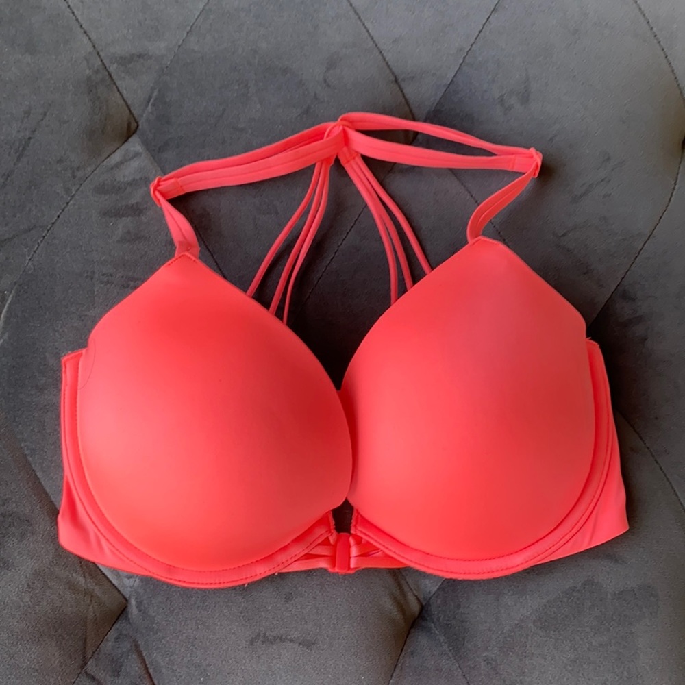 VS Push Up Bra NWOT